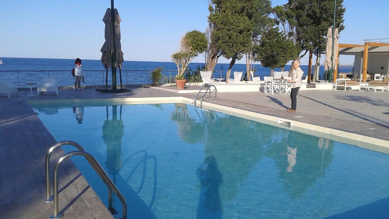 B&B Do'Mmilio Crotone Eksteriør billede